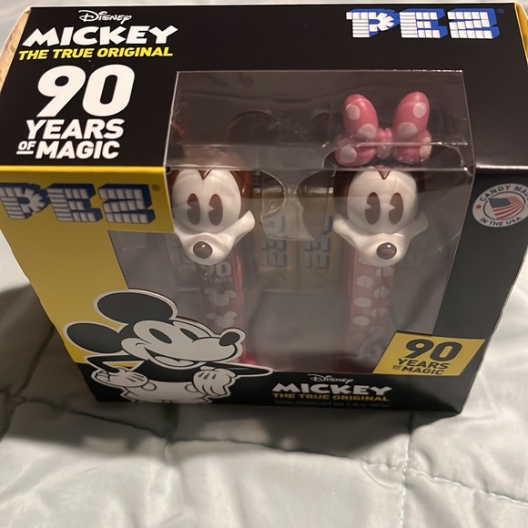 NWT PEZ Mickey Mouse 90 Years of Magic - Picture 2 of 5
